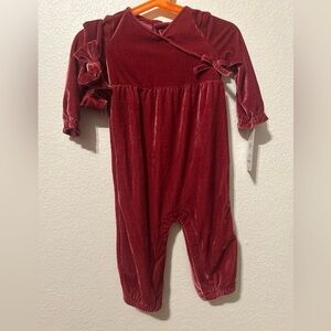 Carters one piece infant Onesie Christmas perfect NWT 9 moths w/ headband